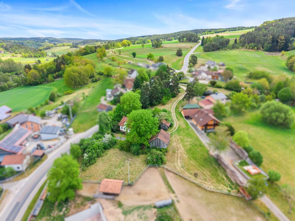 Naturoase gesucht? Traumhaftes Baugrundstück mit Wald und Wiese