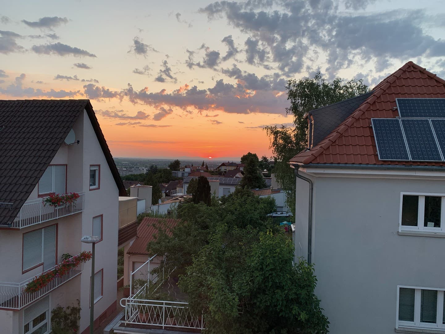 Einfamilienhaus mit Einliegerwohnung und viel Platz (Nutzfläche), 6 Zimmer, Bad Dürkheim