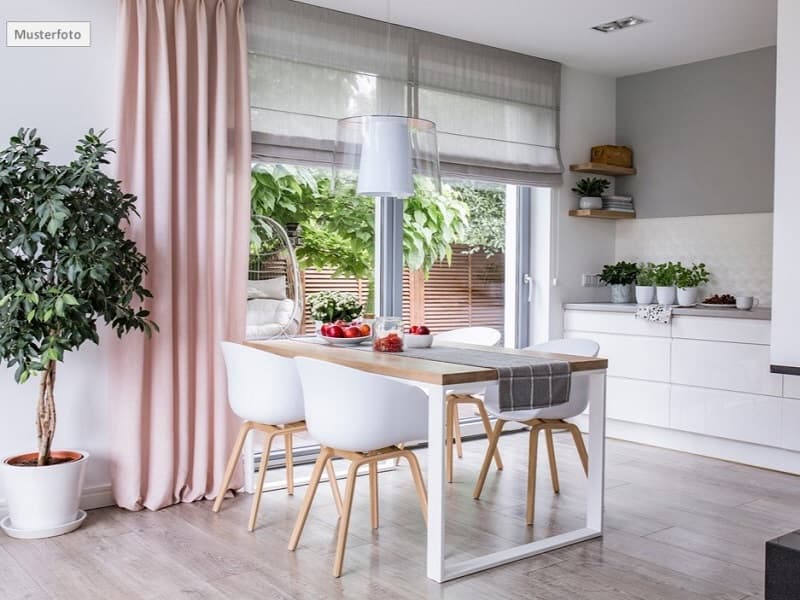 Etagenwohnung in 30457 Hannover, Lessingstr.
