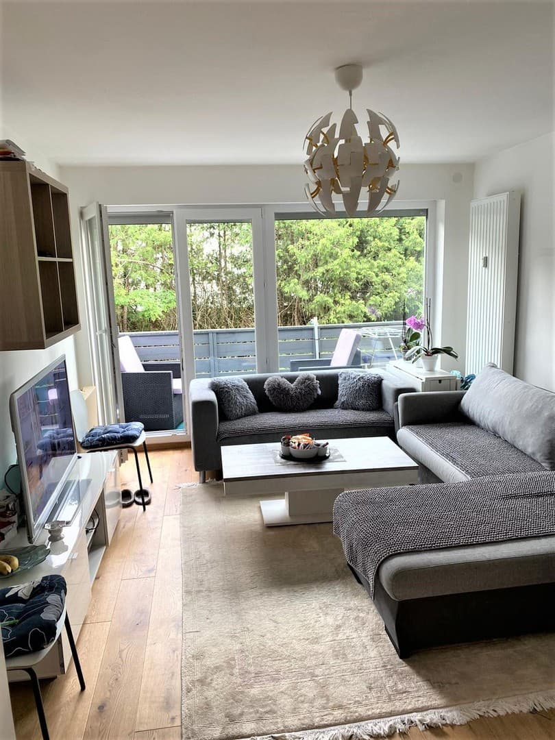 Großes, helles Apartment in Solln zu vermieten