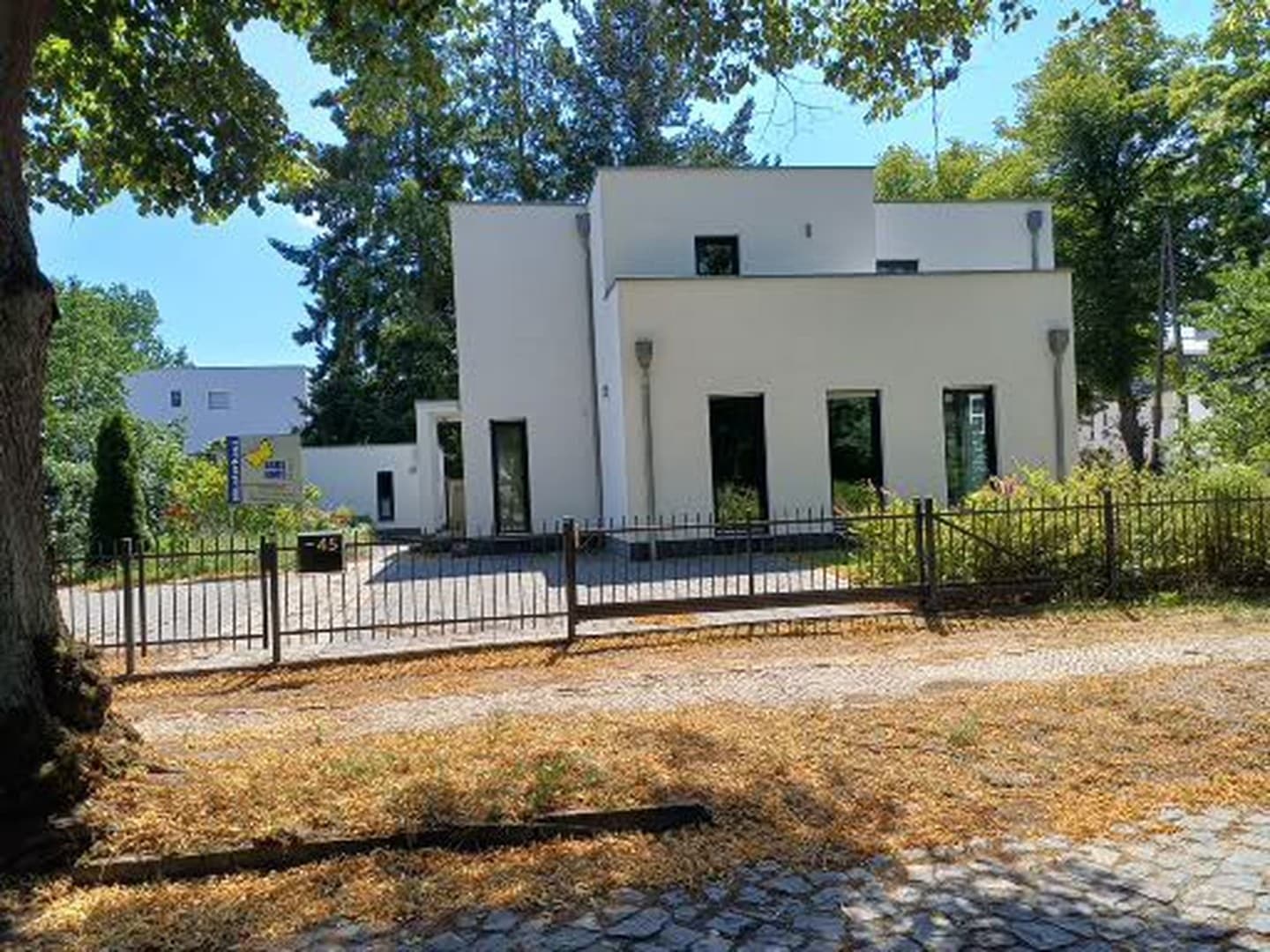 Falkensee, 80 m vom See, Exclusives EFH, Bj. 2015, 240 qm Wfl., 624 qm Grst., mit Erdwärme