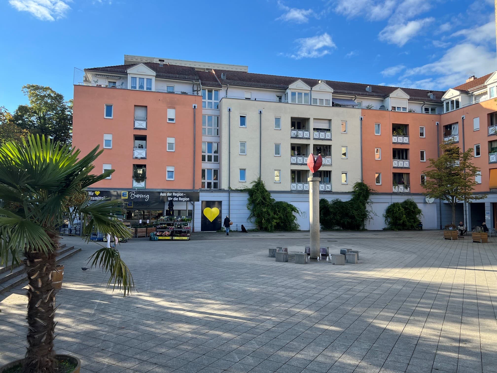 Helle 1,5 Zimmer Penthouse Whg. mit Terrasse in zentraler Lage von Freiburg / Bezugsfrei zum 01.01.26