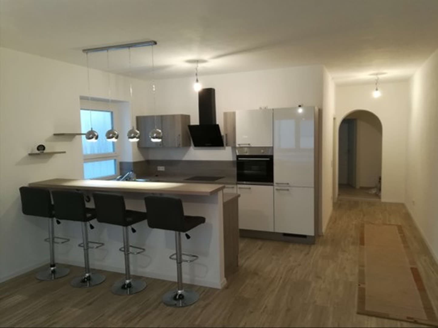 Exklusive 2,5-Zimmer-EG-Wohnung mit Inselküche