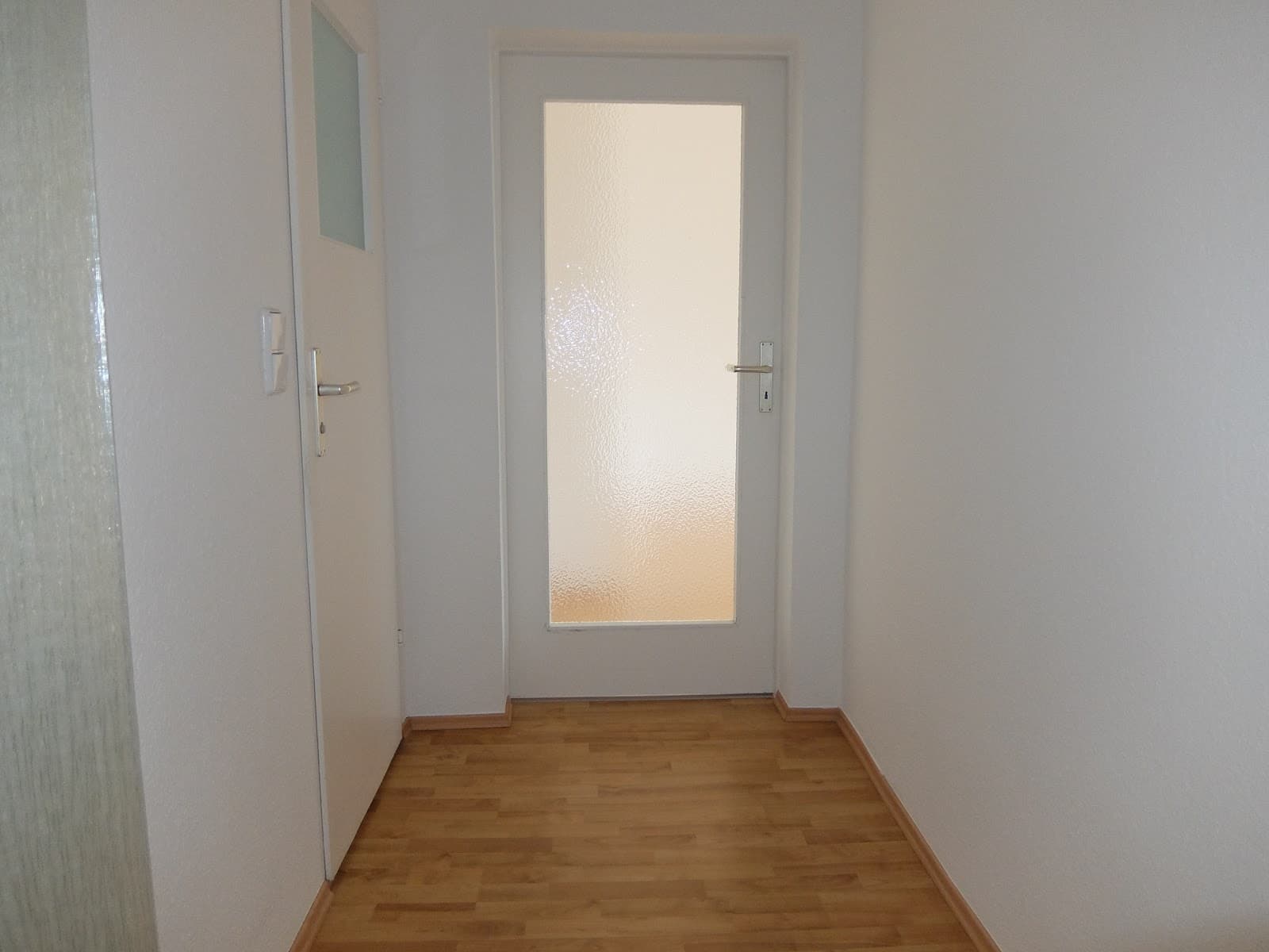 2-Zimmer-Wohnung mit Einbauküche und Waschmaschine