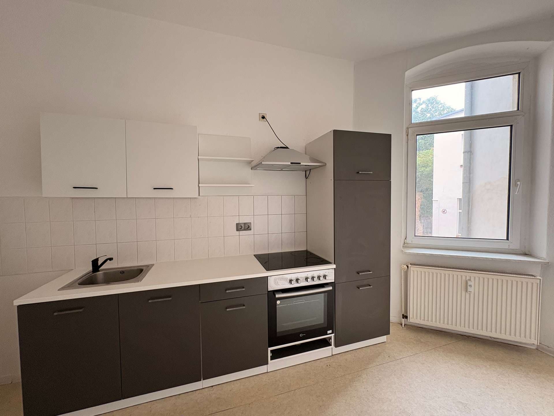 zentrumsnahe 3 Raumwohnung mit Einbauküche!