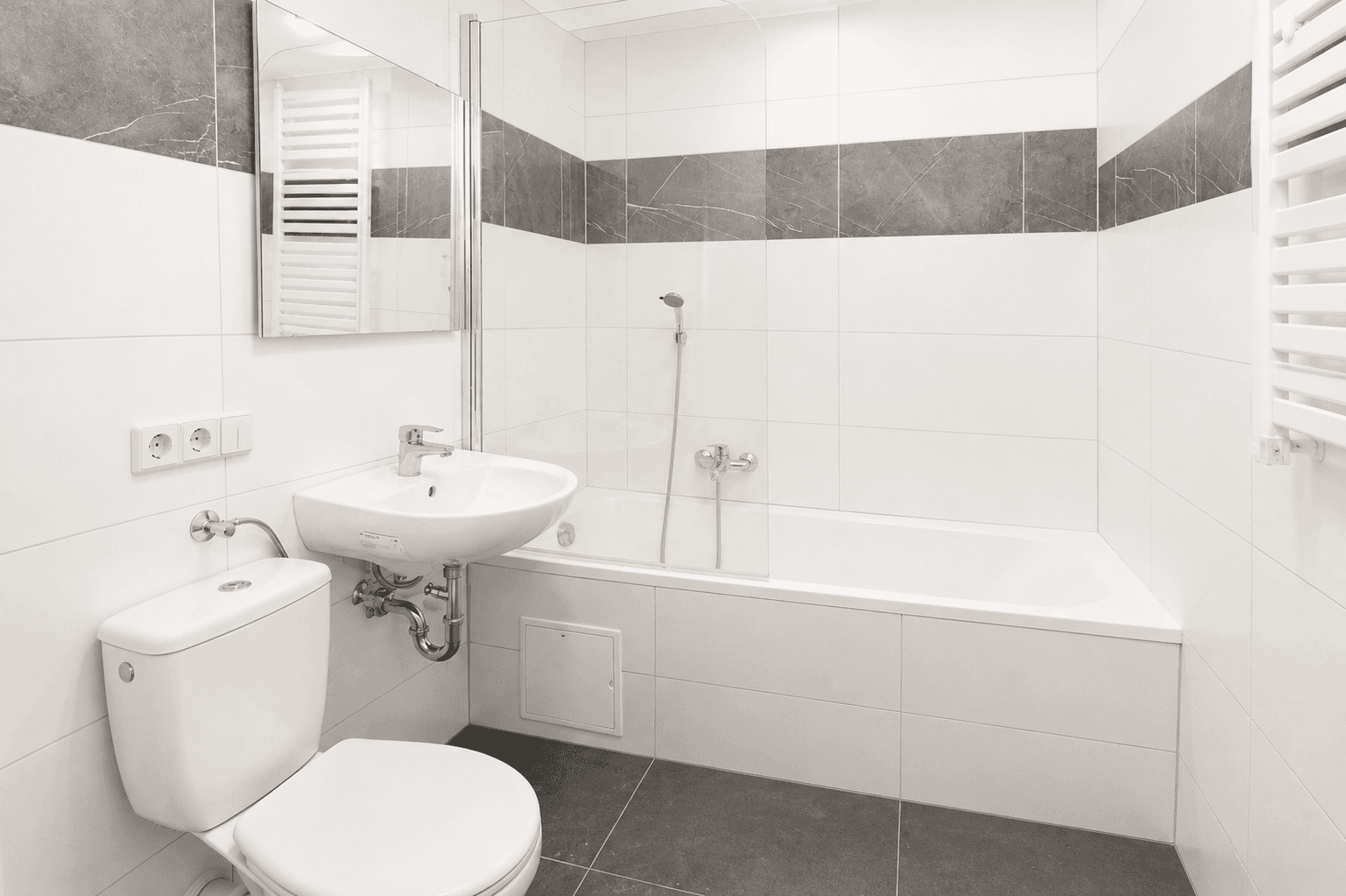 3-Zimmer-Wohnung mit BALKON und Badewanne - Wohnberechtigungsschein erforderlich