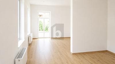 HOCHWERTIG SANIERT IN CITYLAGE MIT TERRASSE