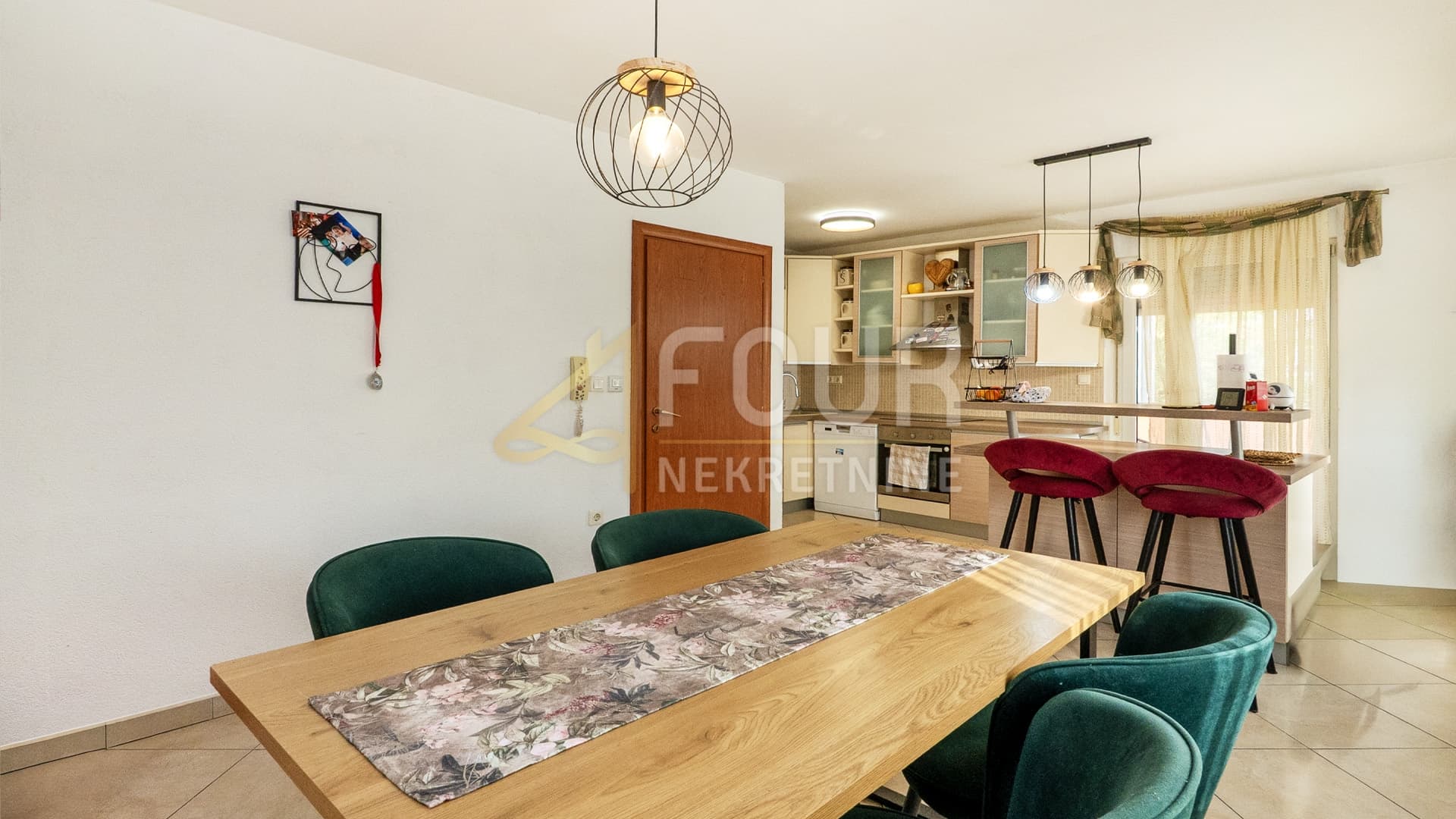 Wohnung Marinići, Viškovo, 102,64m2