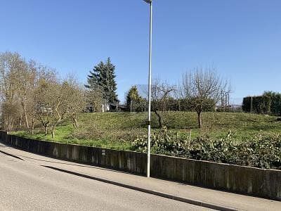 BAUPLATZ FÜR EIN MEHRFAMILIENHAUS
