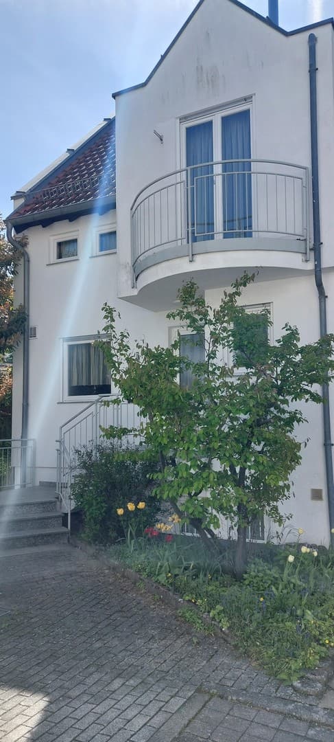 Geräumiges Reihenendhaus in WN-Neustadt mit Fernblick