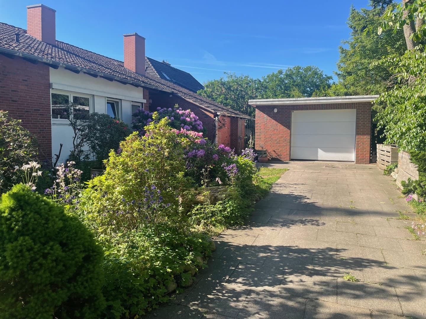 Exklusives Familienanwesen in absoluter Privatsphäre – 1.800 m² Grundstück in Sackgassenendlage