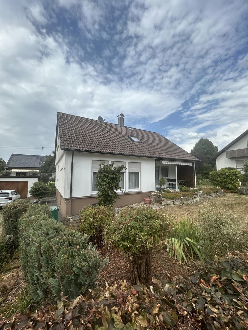 Raum für Familie – Charmantes Einfamilienhaus mit Terrasse und Vollkeller