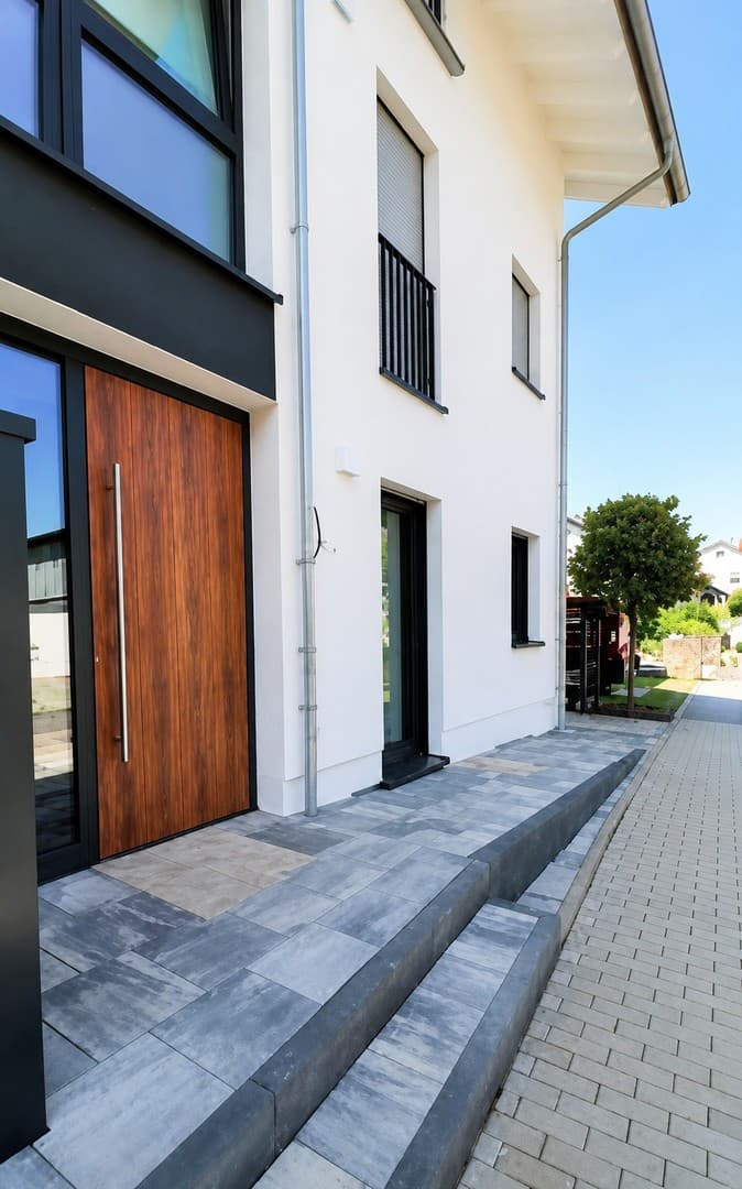 Alternative zum Reiheneckhaus – Terrassenwohnung mit Neubaukomfort