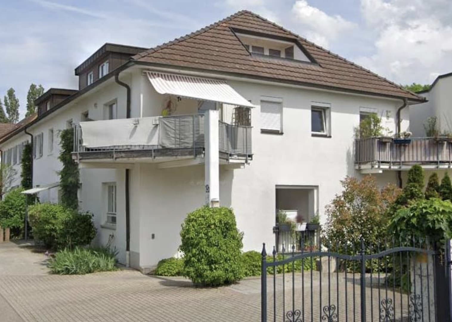 Schöne 3-Zimmer-Wohnung mit Burgblick