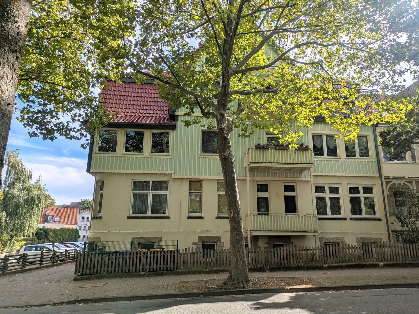 Charmantes Wohnglück oder Kapitalanlage: zentrale Lage, provisionsfrei