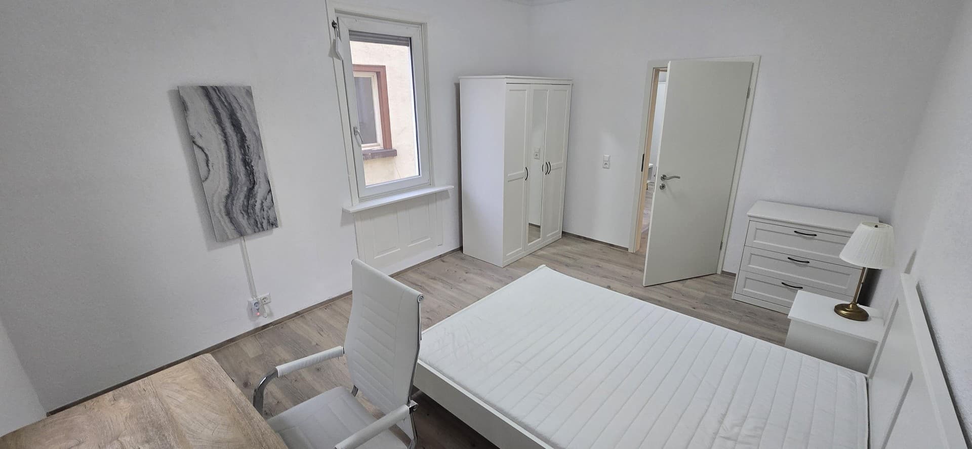1-Zimmer in ruhiger 3er WG mit gehobener Ausstattung in Stuttgart-Bad Cannstatt