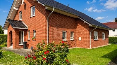 GROßZÜGIGER BUNGALOW MIT ERWEITERUNGSMÖGLICHKEITEN