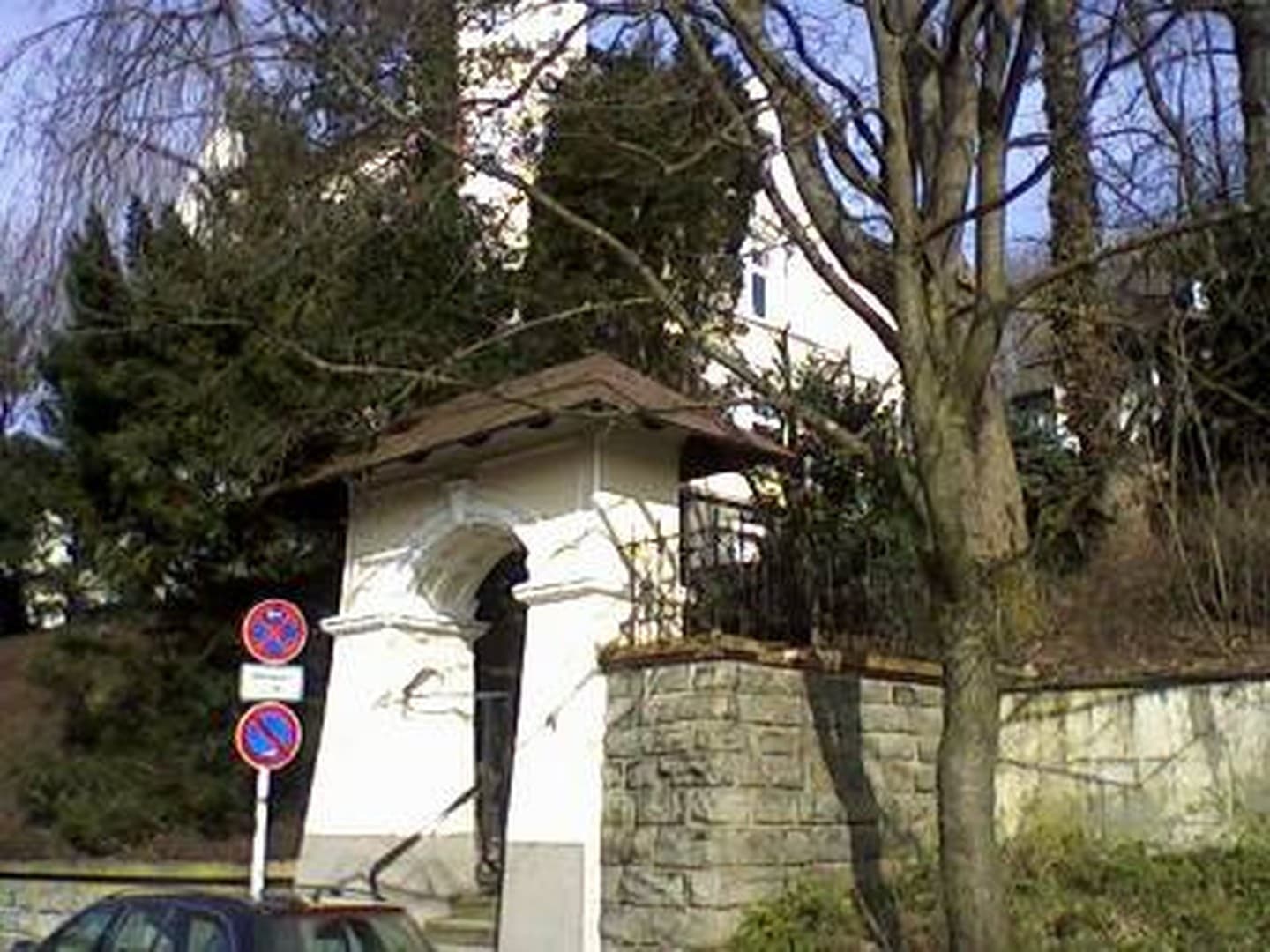 Attraktive Souterrain-2 Zi-Wohnung  88 qm in Jugenstil-Villa zu vermieten