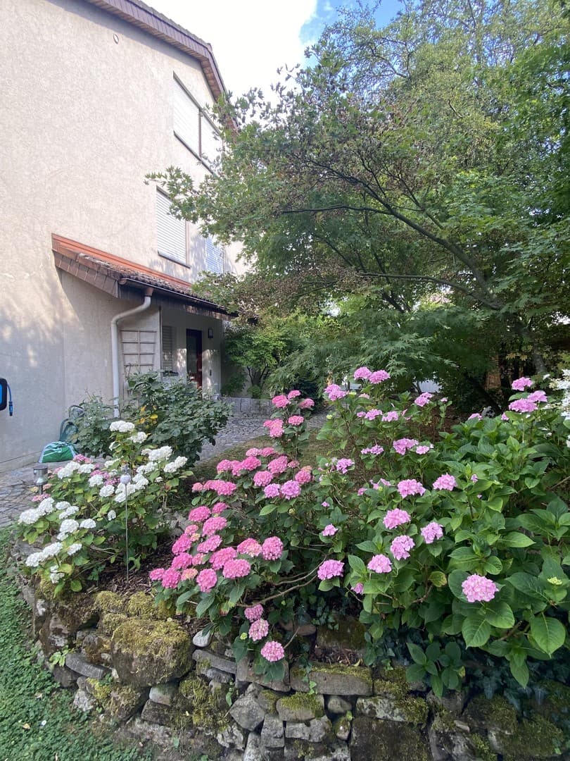 Doppelhaushälfte in Haltingen mit idyllischem Garten - provisionsfrei !