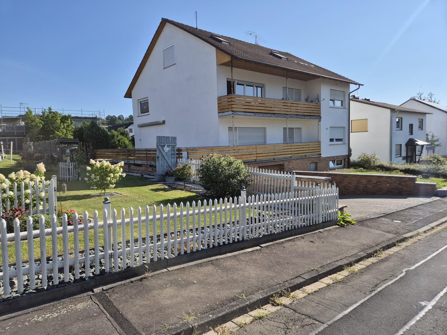 3 Familienhaus mit Doppelgarage, Kirchhain Stadt