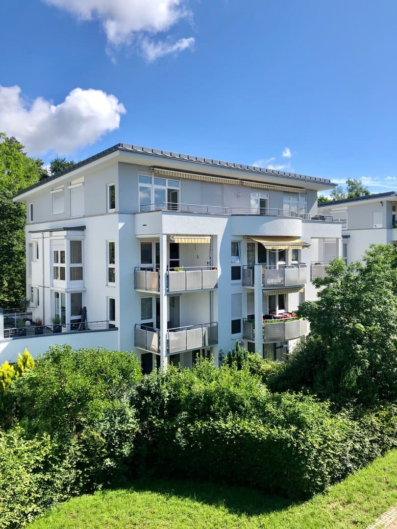 6 Zimmer Penthouse hochwertige Ausstattung (Nähe Bahnhof/Busbahnhof)-ruhig-hell in D72622 Nürtingen