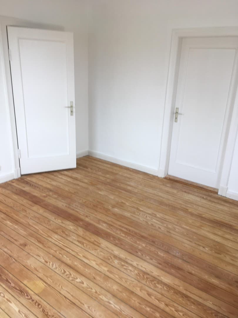Ideal für Studierende: schöne 3- Zimmer Wohnung in Elmschenhagen