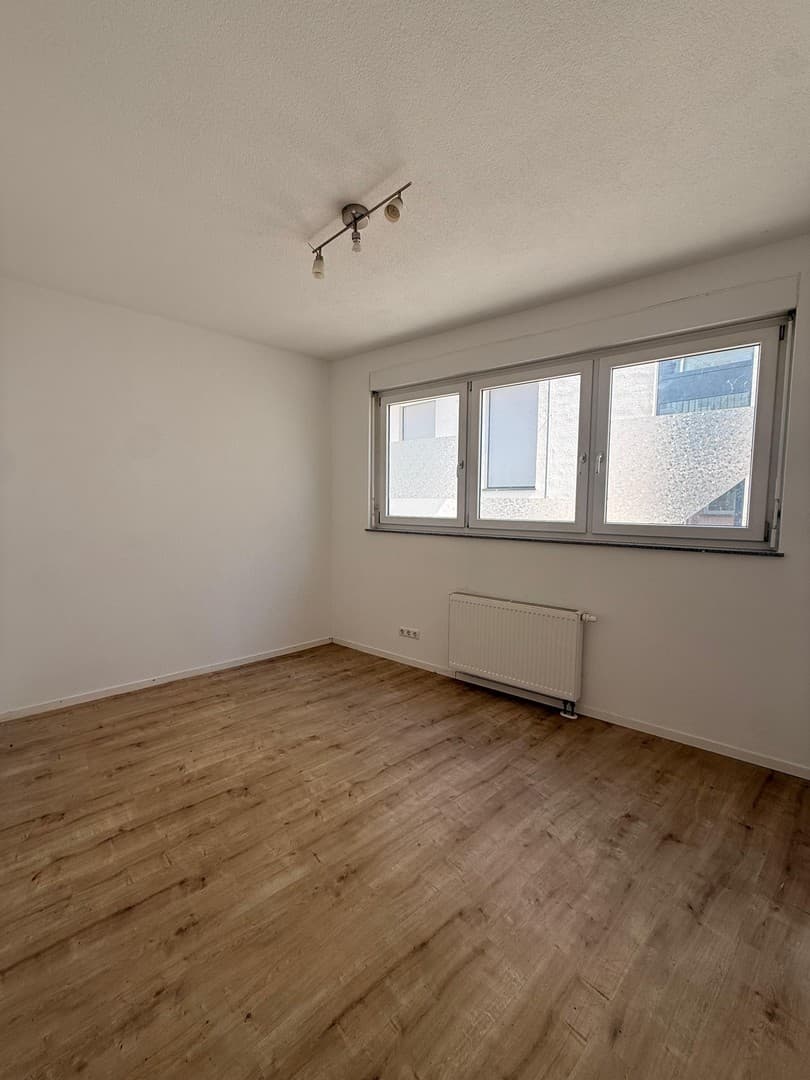 Dreizimmer Wohnung in City