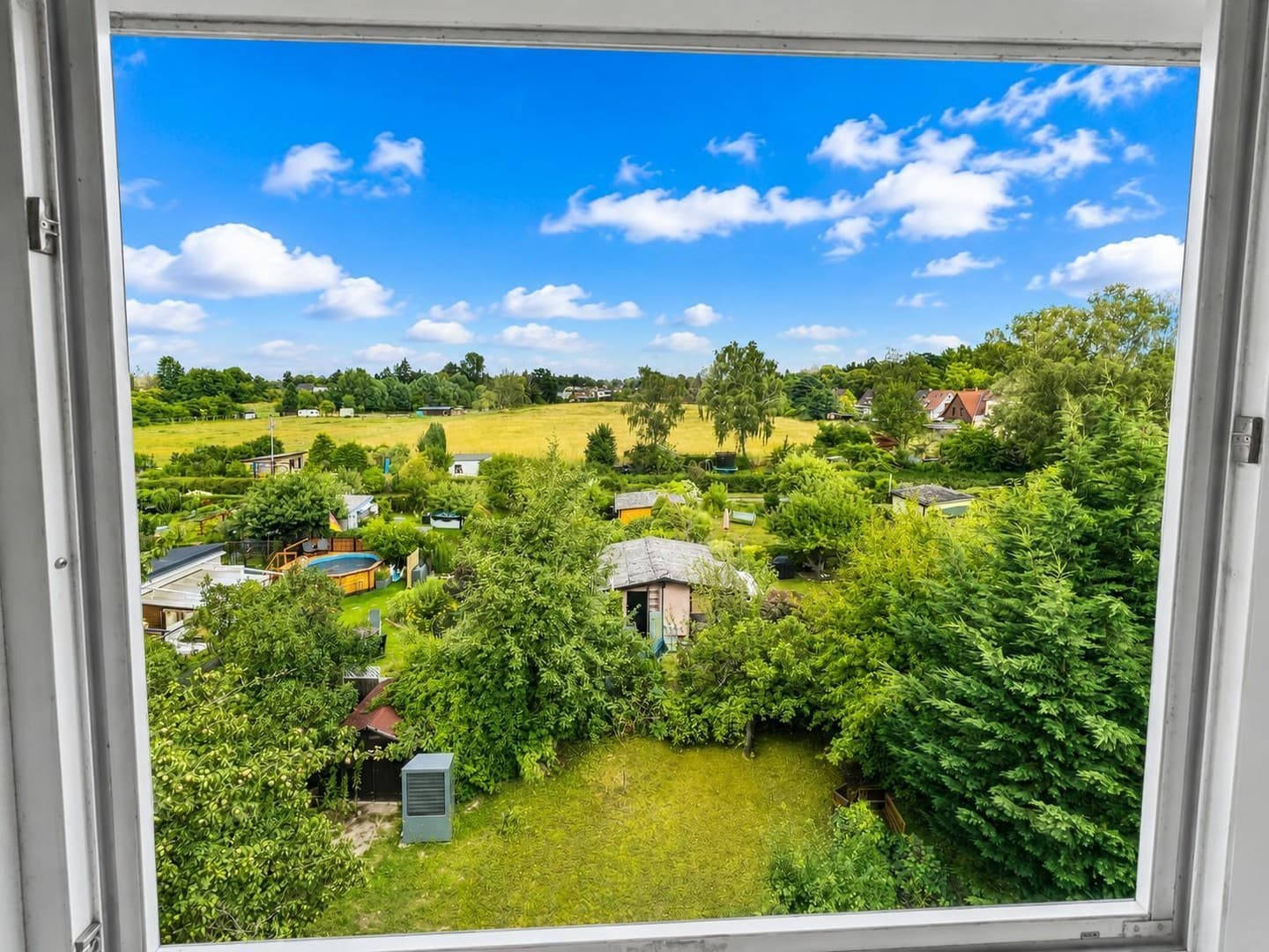 Ruhige 5-Zi.-Maisonette auf 3 Ebenen | 130 m² | Weitblick ins Grüne | Stellplatz | provisionsfrei