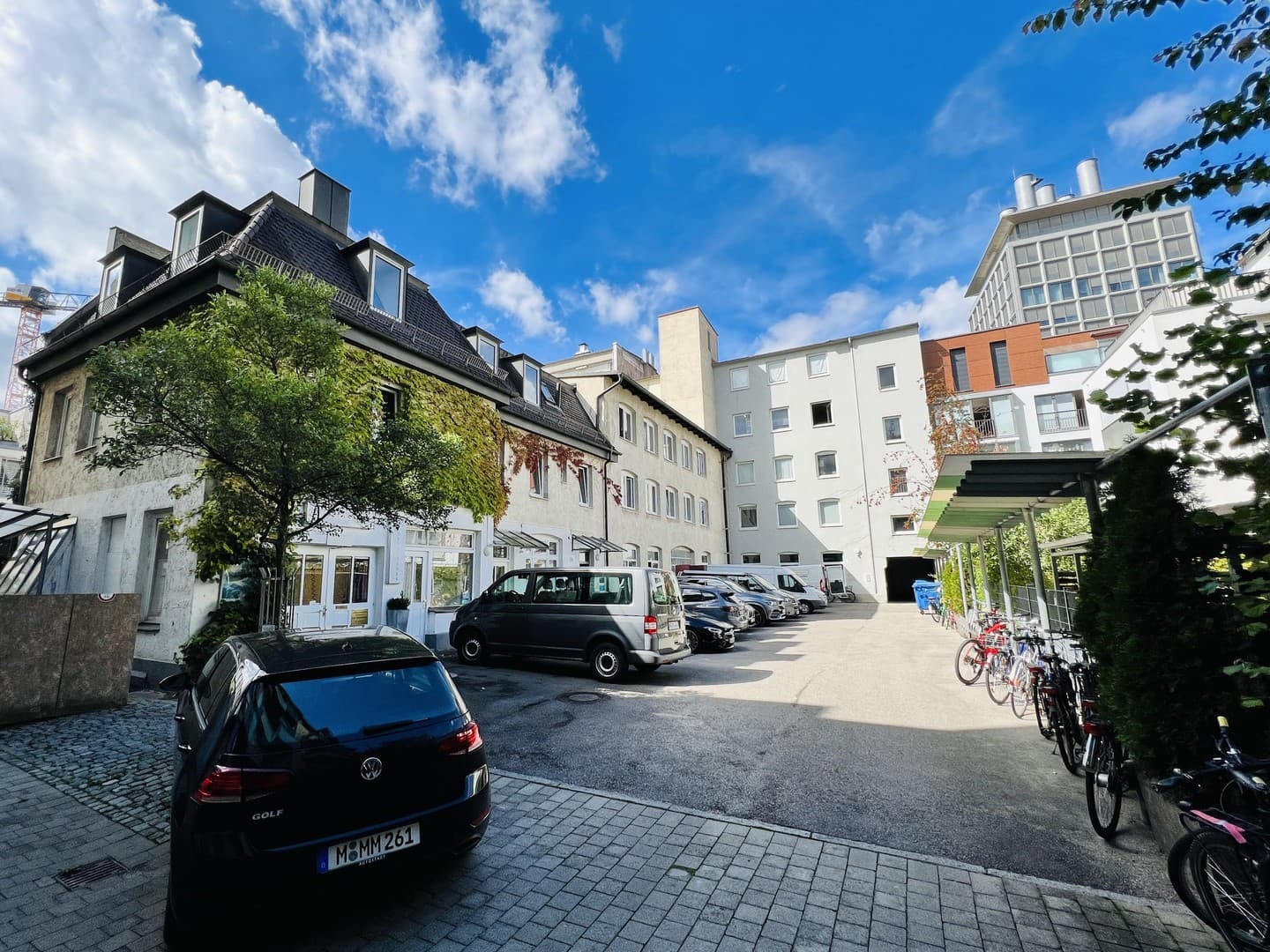 Werkstatt, Atelier- oder Lagerräume mit Außenfläche im Gärtnerplatzviertel (provisionsfrei)