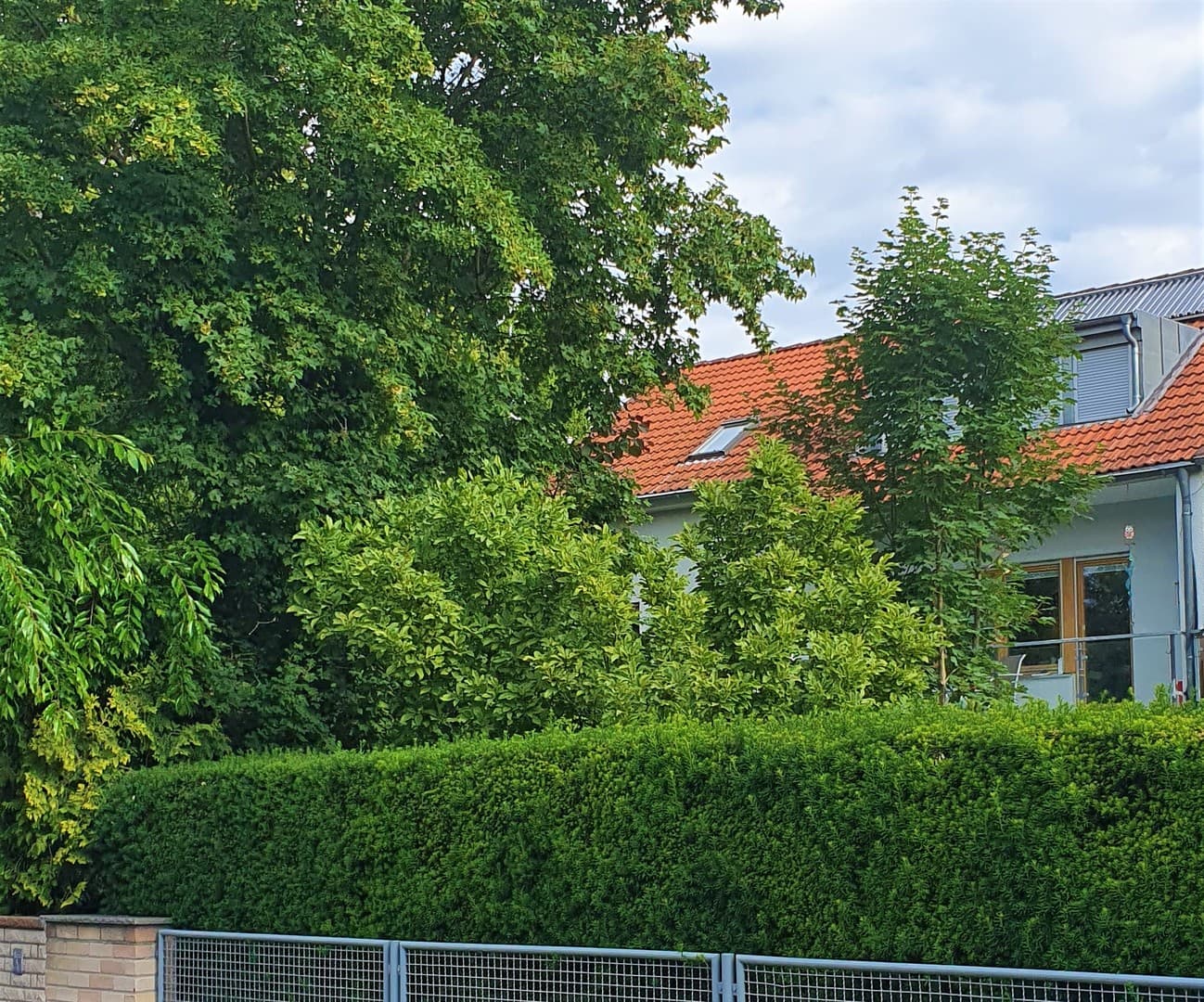 Viel Platz für die Familie am Marienbergpark – 164 m², 6 Zimmer, 2 Bäder, Südbalkon & Garage