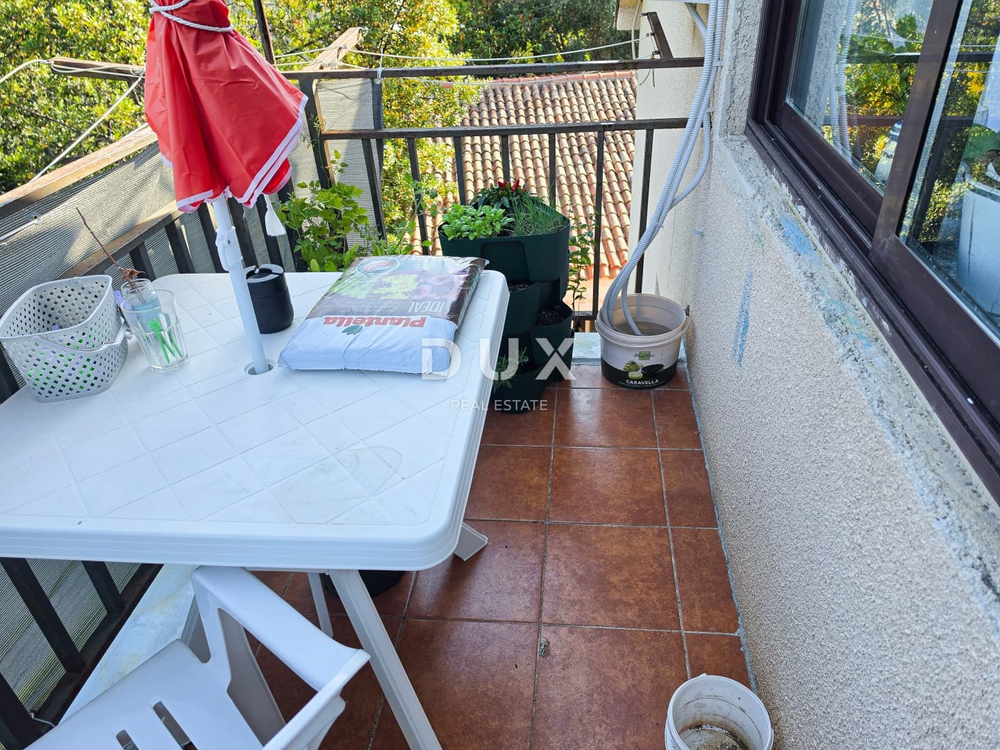 Veli Lošinj, Zweizimmerwohnung zu vermieten, 75 m², Parkplatz
