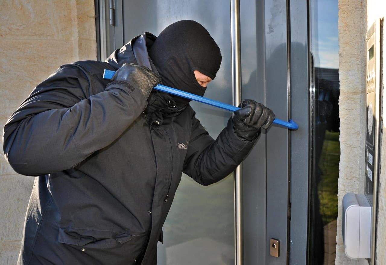 Sicherheit ohne hohe Investition: Der komplette Leitfaden zum Mieten von Alarmanlagen