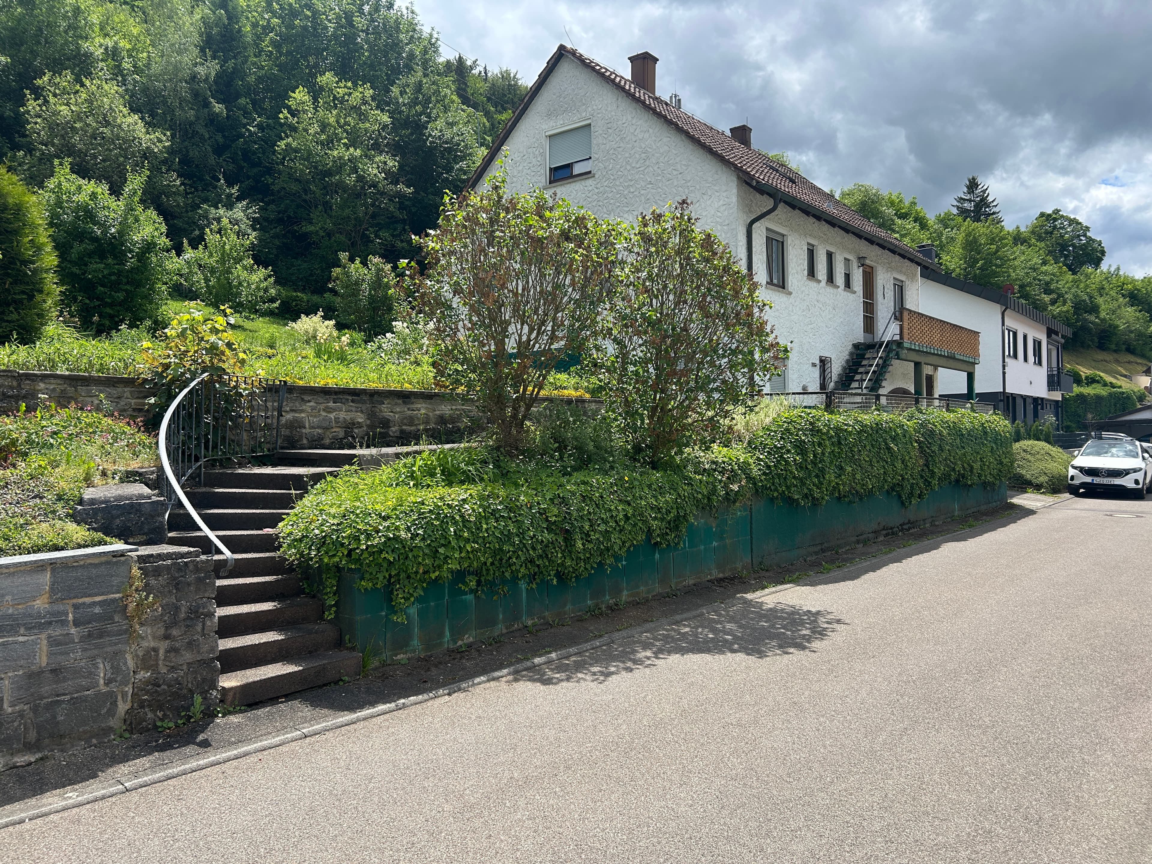Zuhause mit großem Garten und viel Gestaltungsspielraum in Nagold
