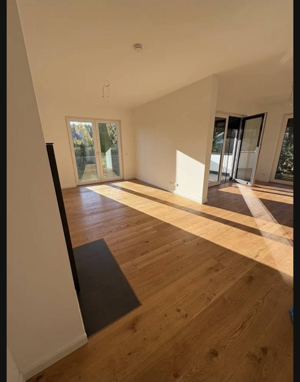 4-Zimmer-Wohnung mit Balkon, Einbauküche und Kaminofen in Frankfurt
