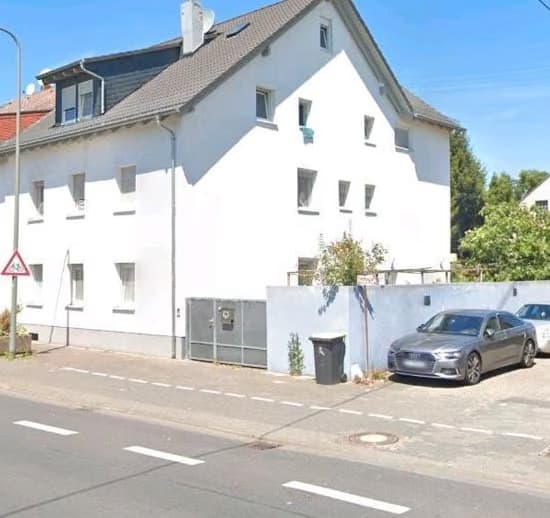 3 Familienhaus zur Vermietung kaltmiete: 4.500 €