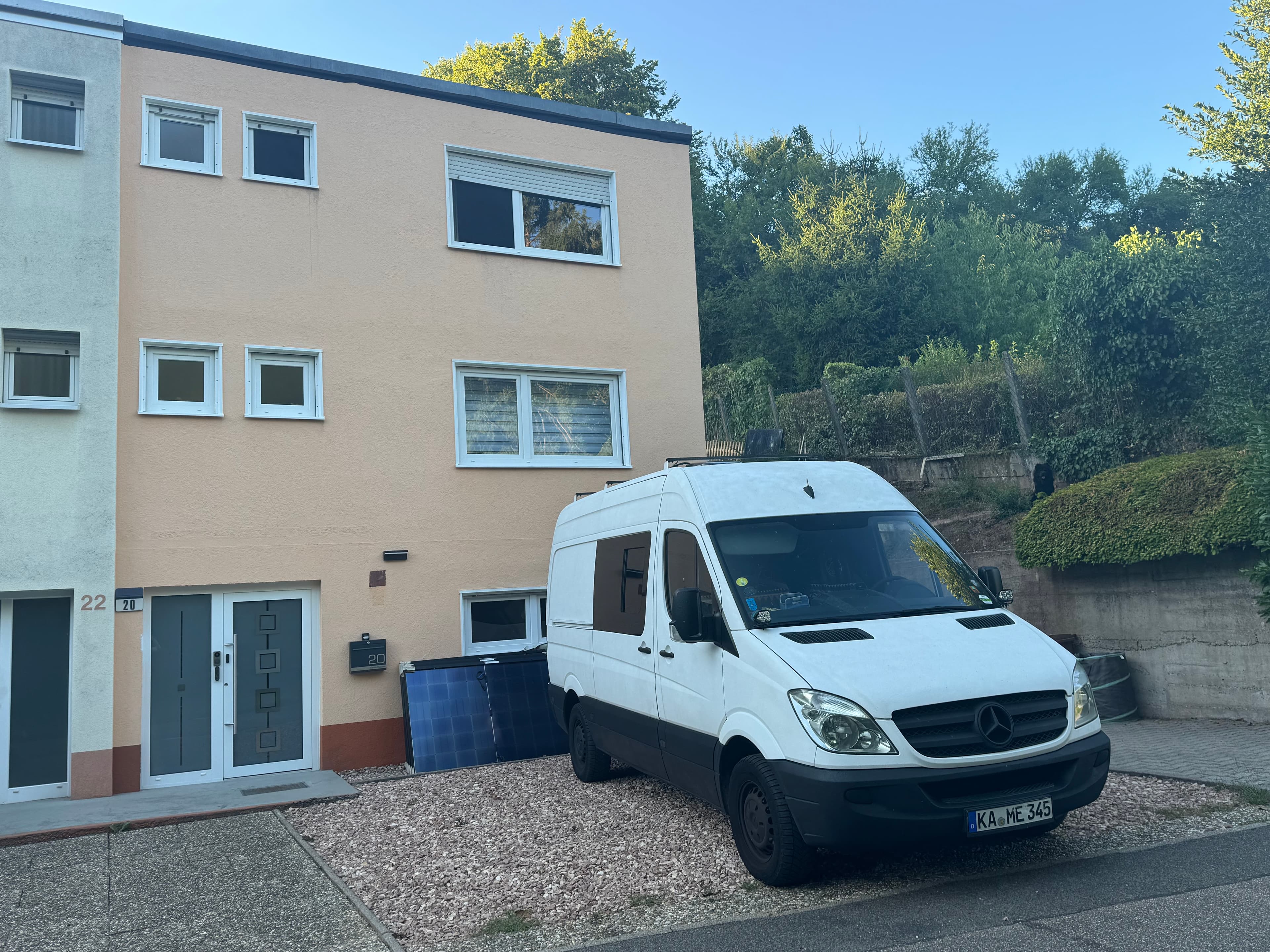 Einfamilienhaus in attraktiver Lage am Sommerwald – großes Grundstück, Garage & Photovoltaik