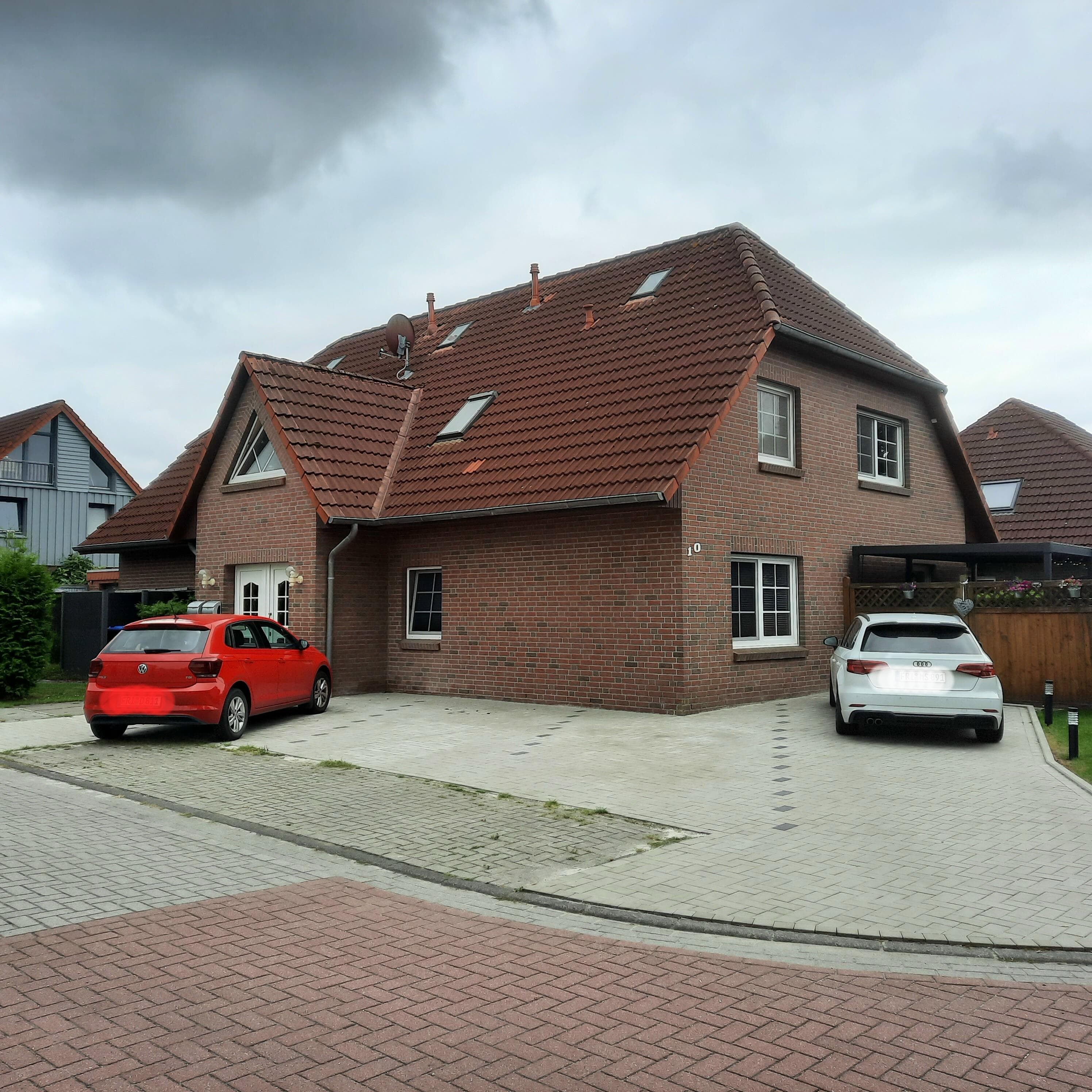 Solides 4 -Familienhaus in Jever - Rahrdum