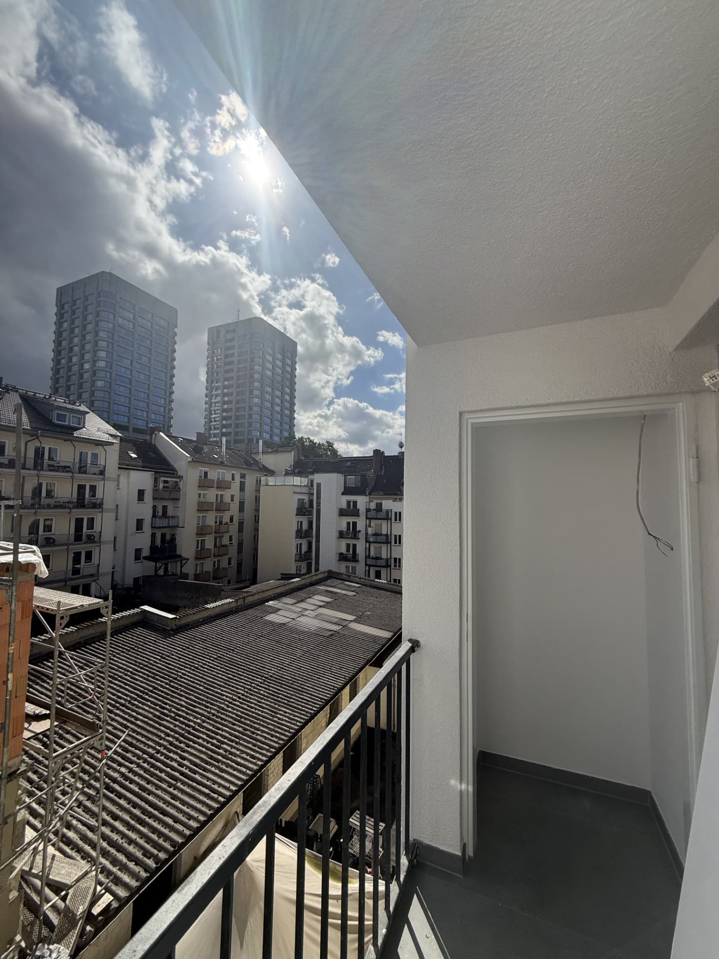 Erstbezug nach Modernisierung | Helle 2-Zimmer-Wohnung mit Balkon & Fußbodenheizung