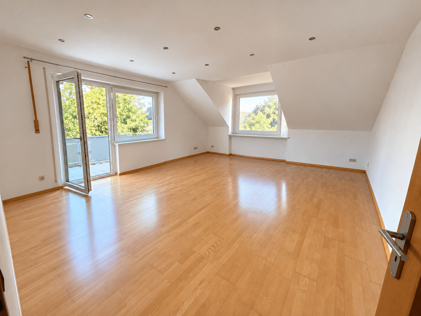 Schöne 3-Zimmer Wohnung mit Balkon und Garage in Abensberg