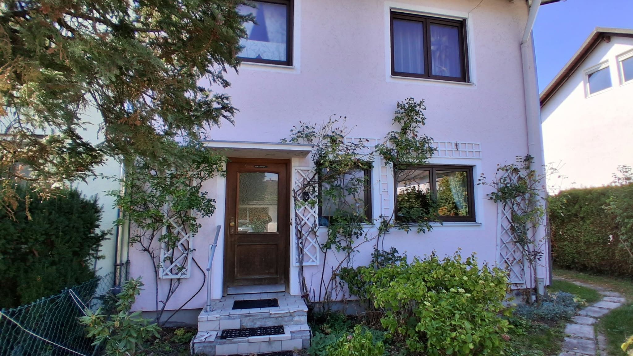 Reihenendhaus mit großem Westgarten – stadtnah, privat & provisionsfrei