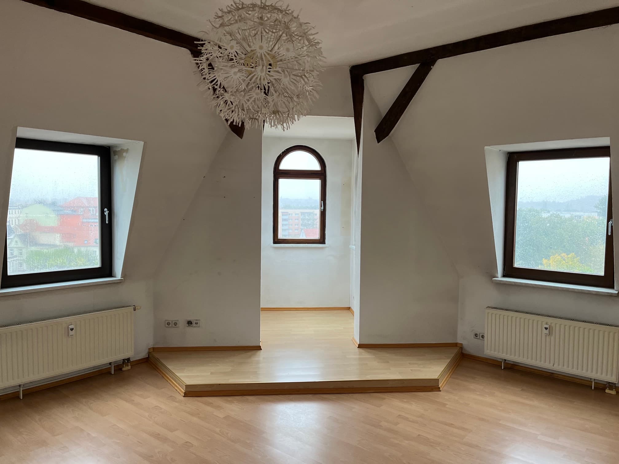 Zwieraumwohnung mit Blick über die Saale