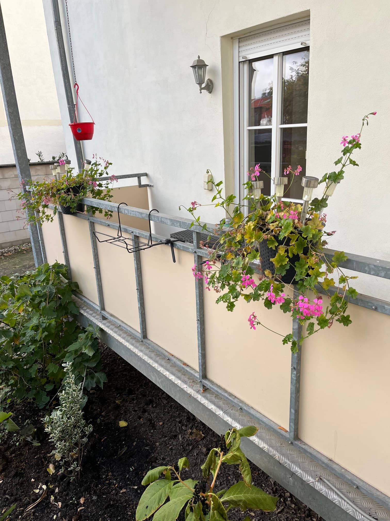 Großzügige Wohnung mit Balkon, Kaminofen und ca. 95 m² Wohnfläche