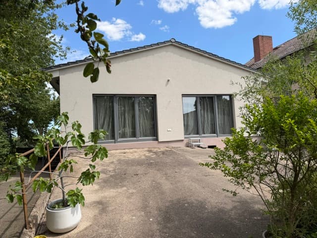 Energieeffizienter Bungalow in idyllischer Wohnlage von Abenheim