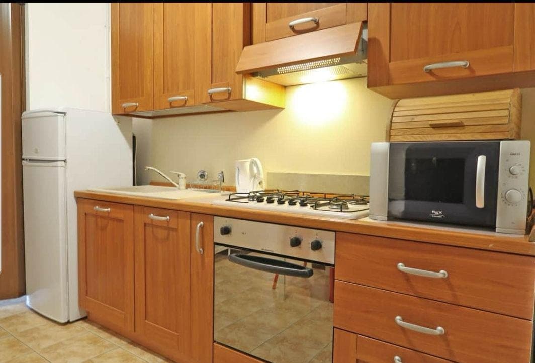 Eine voll möblierte Zwei-WG-Wohnung