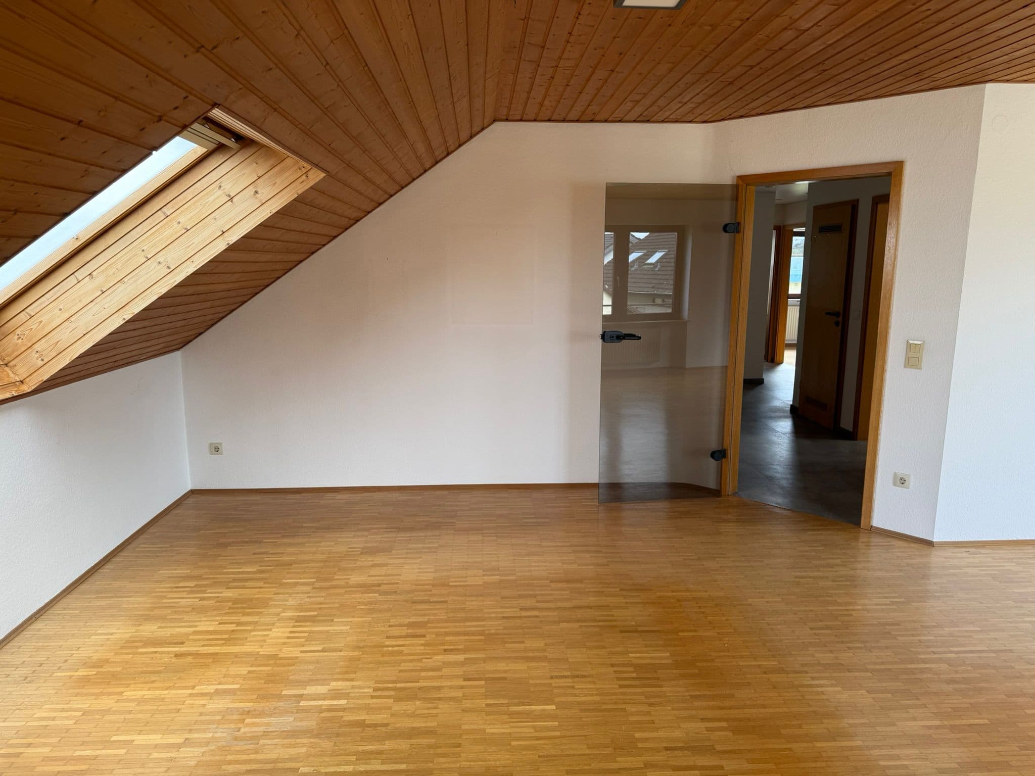 4-Zimmer-Dachgeschosswohnung in Schriesheim