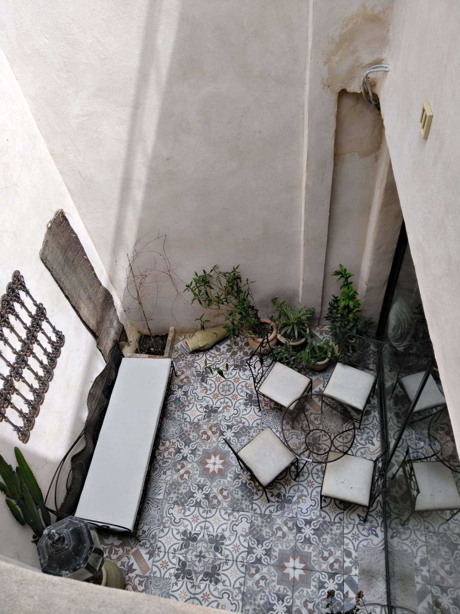 DAR NAILA – Charmantes Medina-Haus mit Innenhof, Dachterrasse und Meerblick