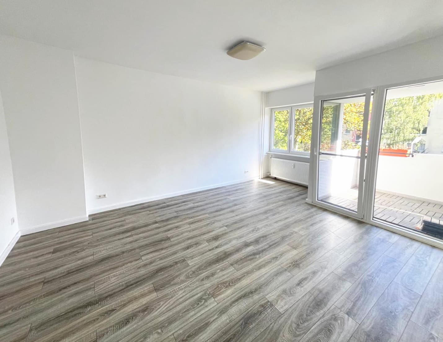 Provisionsfreie 2-Zimmer-Wohnung mit Balkon und TG-Stellplatz in Berlin-Haselhorst