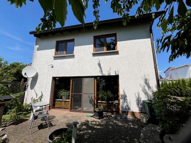 Zum Verkauf eine Doppelhaushälfte - Hinterhaus - 96450 Coburg, Reichsdanksiedlung