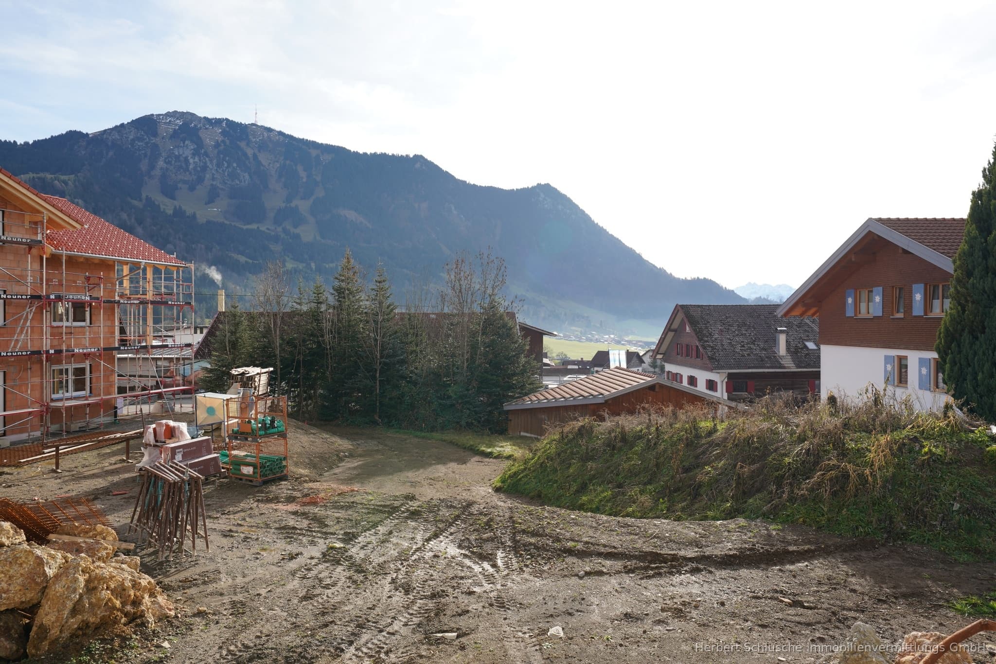 Geniales Baugrundstück mit Baugenehmigung und herrlichen Bergblick in Rettenberg