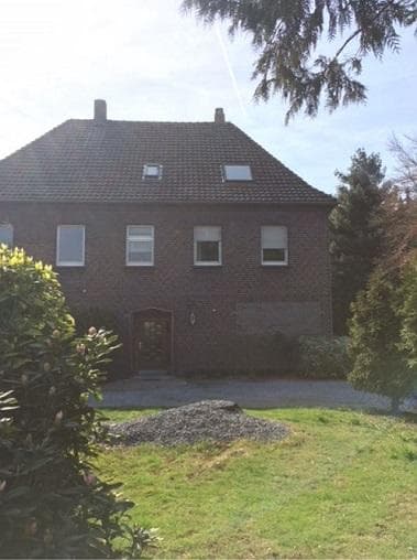Haus in Recklinghausen mit 4351 m² Hinterlandbebauung zu verkaufen